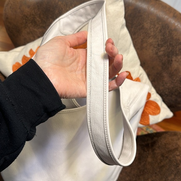 Coach white leather sling hobo - traded with a “friend”  (Style Number 27925) - Picture 11 of 16